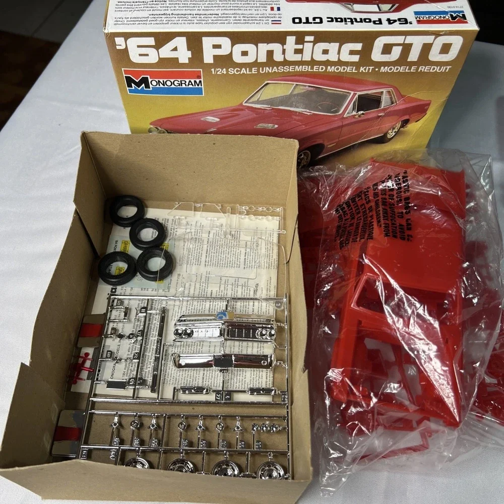 Monogram # 2714 1964 Pontiac GTO Open Unbuilt kit 1/24 Scale Open Box